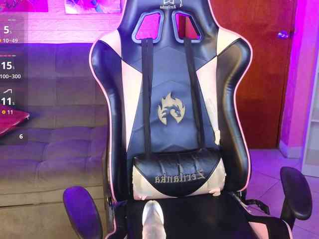 ElyCandyCurse webcam