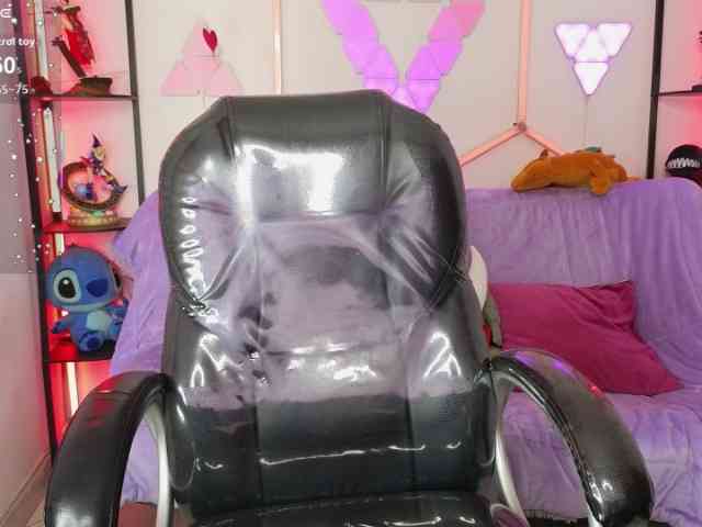 ElyCandyCurse webcam