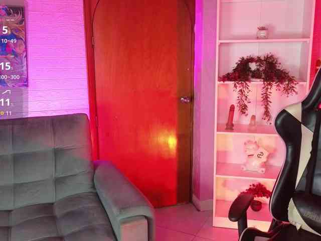 ElyCandyCurse webcam