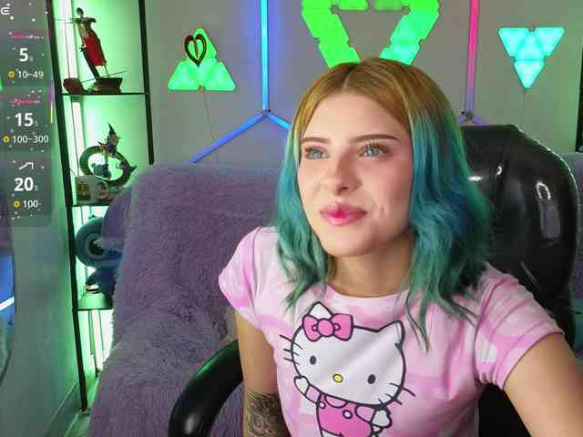 ElyCandyCurse webcam