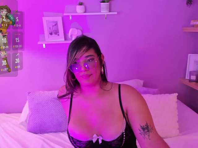 Diana-the-giant live cam on BongaCams