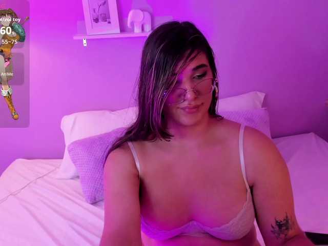 Diana-the-giant live cam on BongaCams