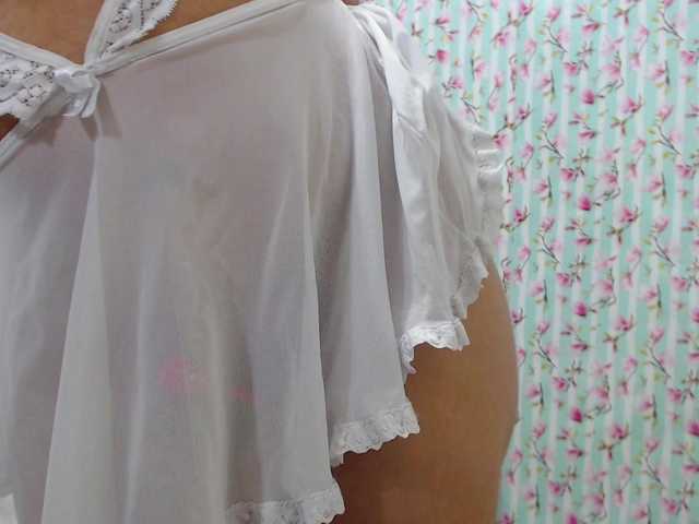 23velvet live cam on BongaCams