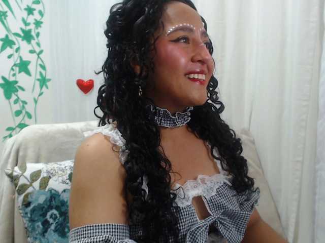 23velvet live cam on BongaCams