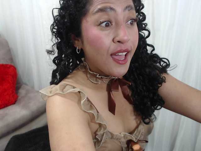 23velvet live cam on BongaCams