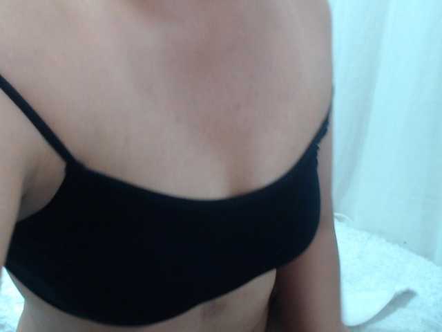 23velvet live cam on BongaCams