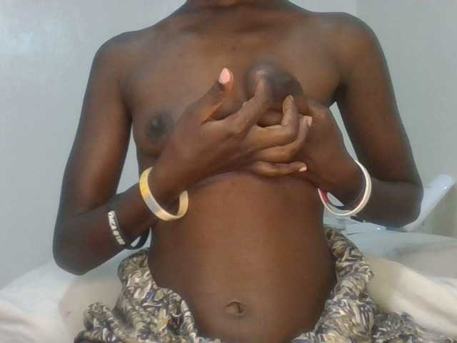 Lovelyebony7's BongaCams show and profile