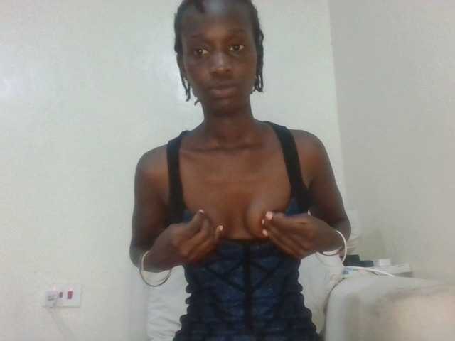 Lovelyebony7's BongaCams show and profile