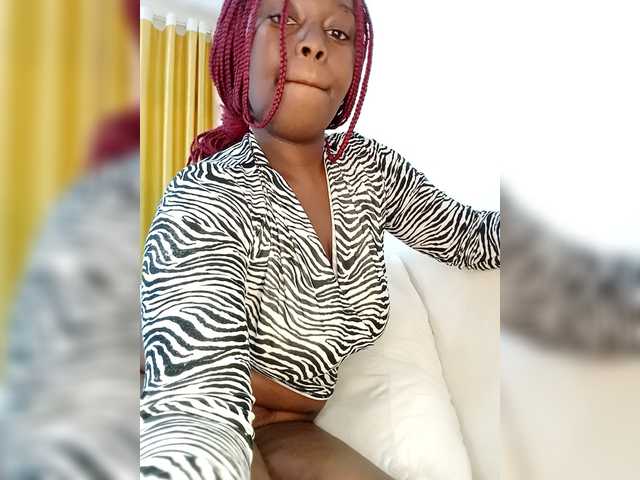 Lovelyebony7's BongaCams show and profile