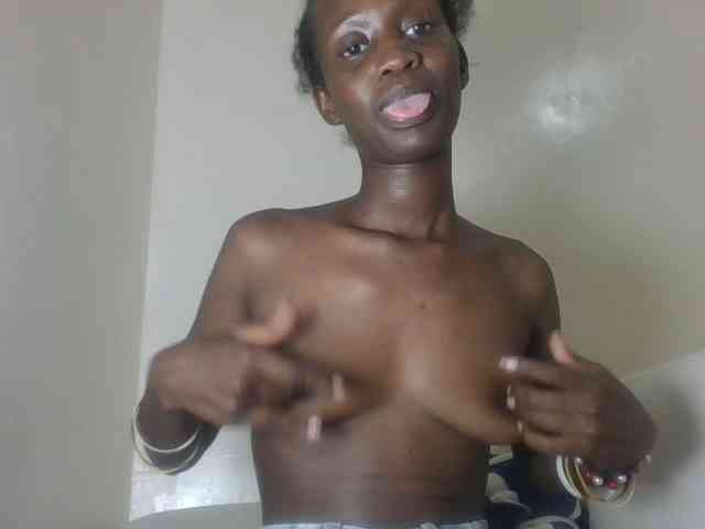 Lovelyebony7