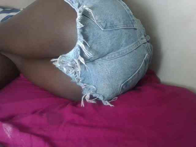 Lovelyebony7 webcam