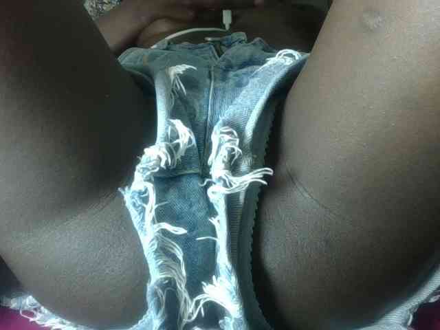 Lovelyebony7 webcam