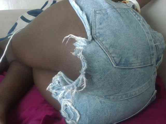 Lovelyebony7 webcam