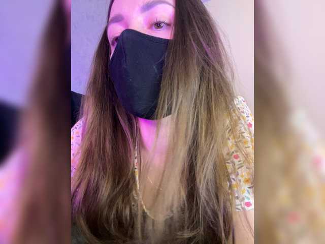 Veneralove777 live cam on BongaCams