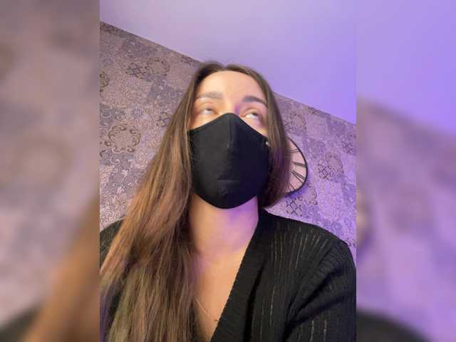 Veneralove777 live webcam show