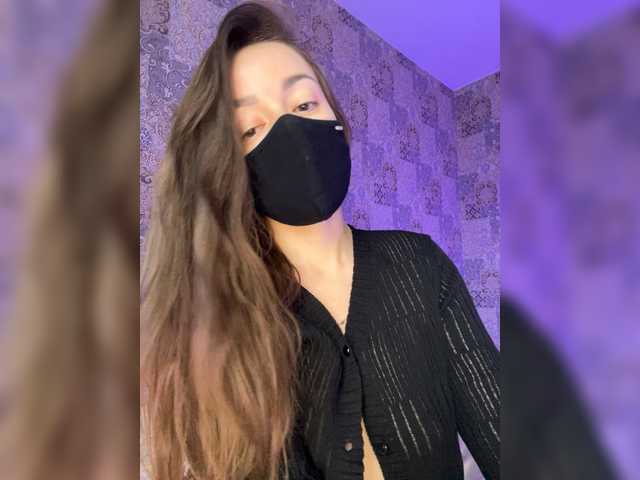 Veneralove777 live webcam show