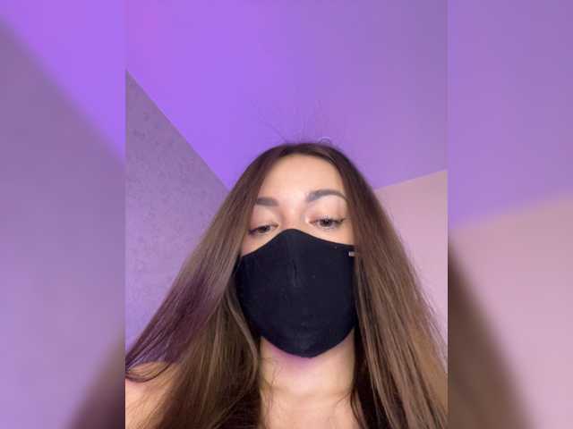 Veneralove777 live cam on BongaCams