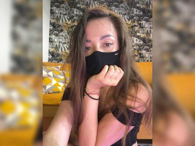 Veneralove777 live cam on BongaCams