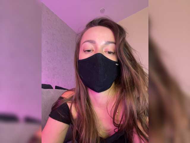 Veneralove777 live cam on BongaCams
