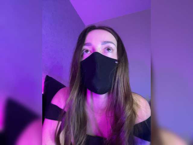 Veneralove777 live cam on BongaCams