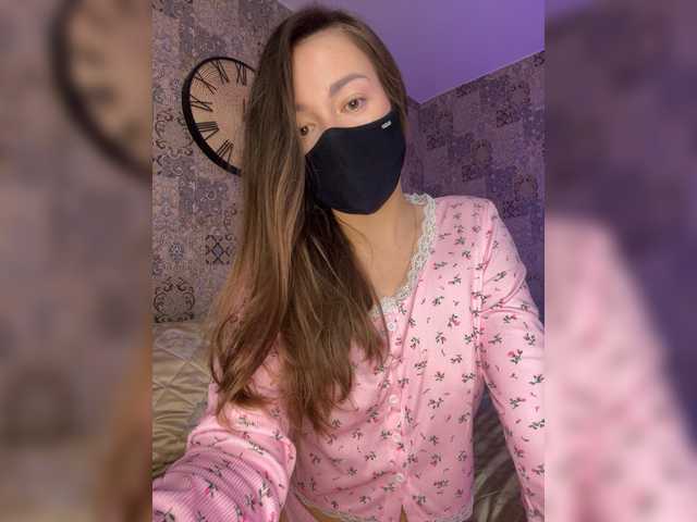 Veneralove777 live cam on BongaCams