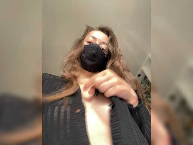 Veneralove777 live webcam show