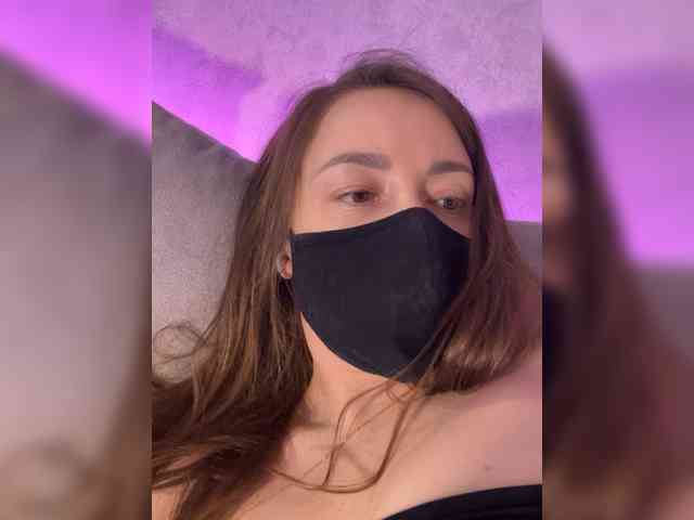 Model: Veneralove777