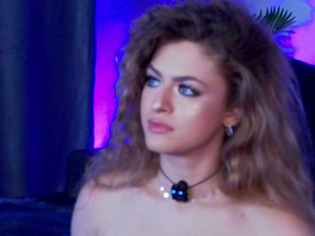 NayaQuinn live cam on BongaCams