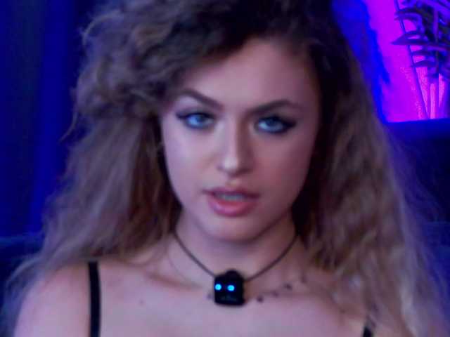 NayaQuinn live cam on BongaCams
