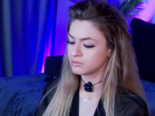 NayaQuinn live cam on BongaCams
