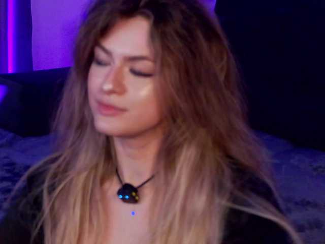 NayaQuinn live cam on BongaCams