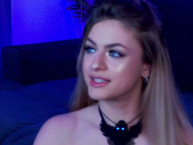 NayaQuinn live cam on BongaCams