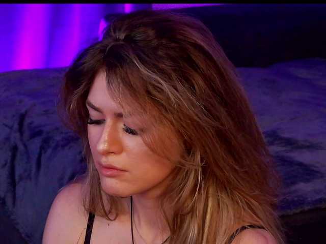 NayaQuinn live cam on BongaCams