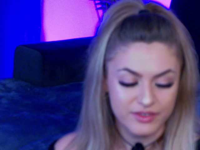 NayaQuinn live cam on BongaCams