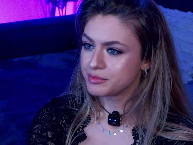 NayaQuinn live cam on BongaCams