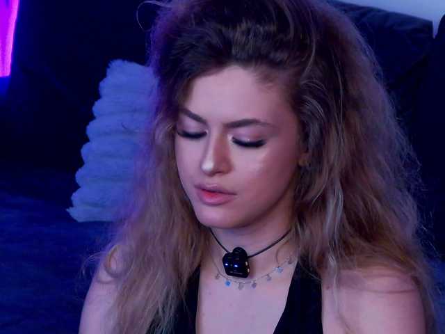 NayaQuinn live cam on BongaCams