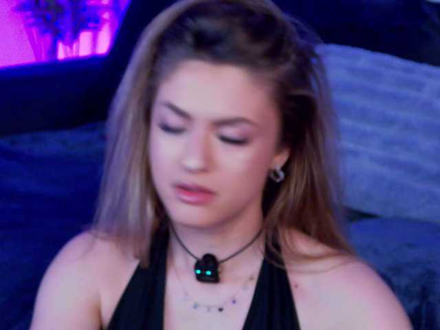NayaQuinn live cam on BongaCams