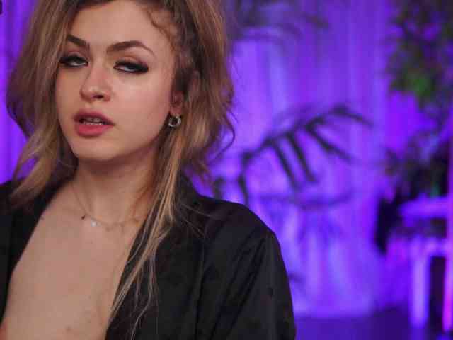 NayaQuinn
