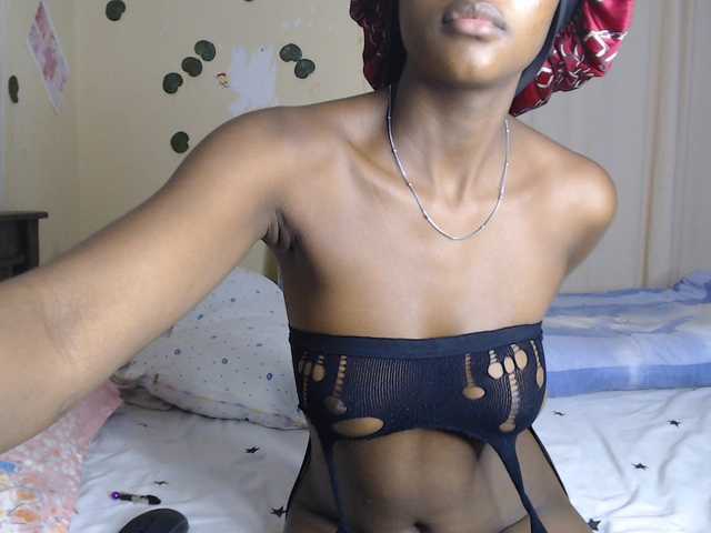 Ambrosiana live cam on BongaCams