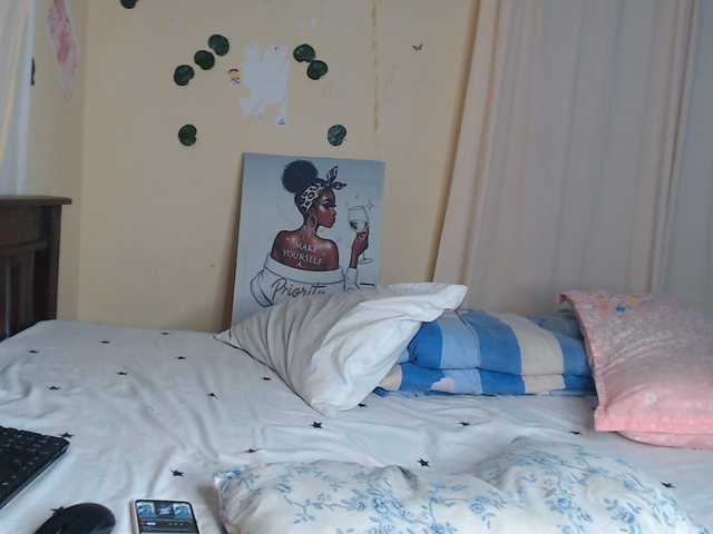 Ambrosiana live cam on BongaCams