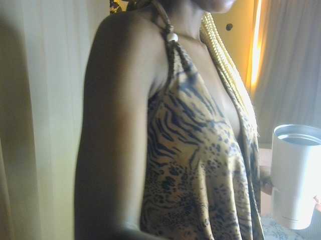 Ambrosiana live cam on BongaCams
