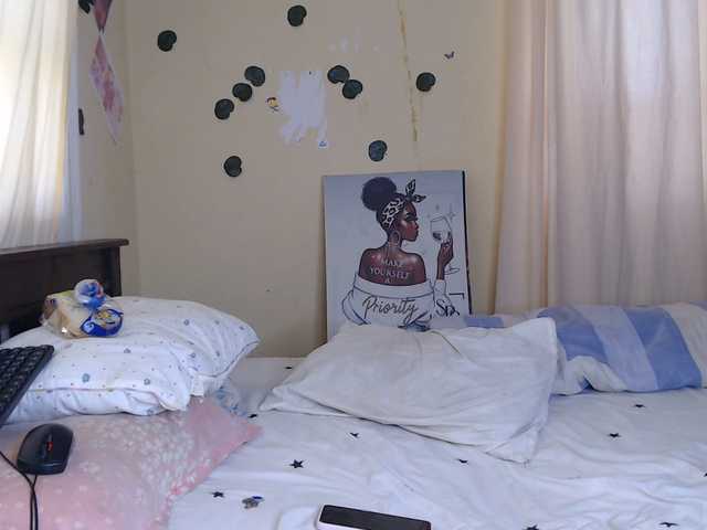 Ambrosiana live cam on BongaCams