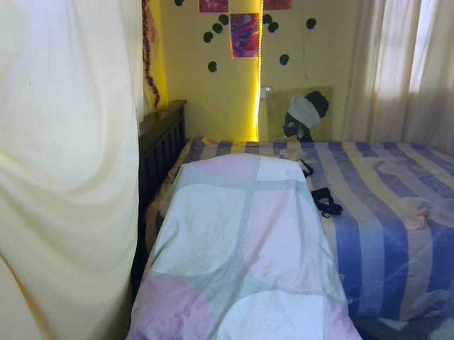Ambrosiana live cam on BongaCams