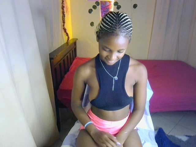 Ambrosiana live cam on BongaCams