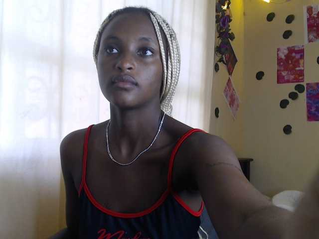 Ambrosiana live cam on BongaCams