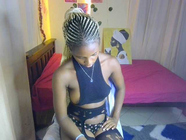 Ambrosiana live cam on BongaCams