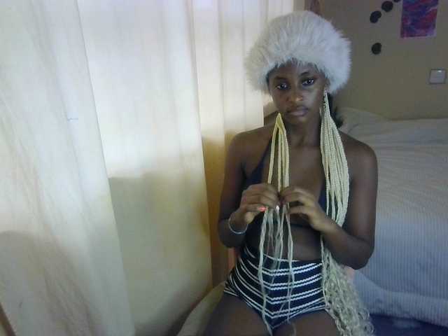 Ambrosiana live cam on BongaCams