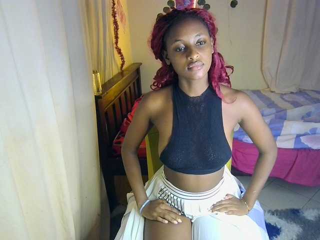 Ambrosiana live cam on BongaCams