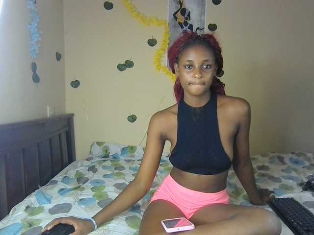 Ambrosiana live cam on BongaCams
