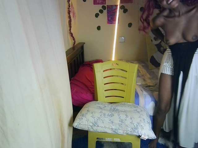 Ambrosiana live cam on BongaCams